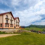 шепіт лісу Hotel *
