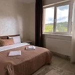 шепіт лісу Hotel