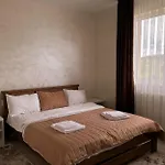 Hotel шепіт лісу *