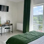 шепіт лісу Hotel