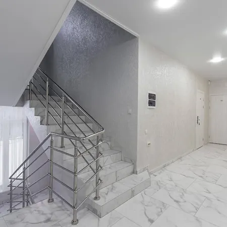 шепіт лісу Hotel