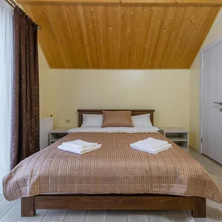 шепіт лісу Hotel *