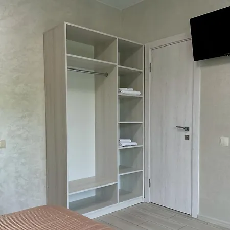 шепіт лісу Отель