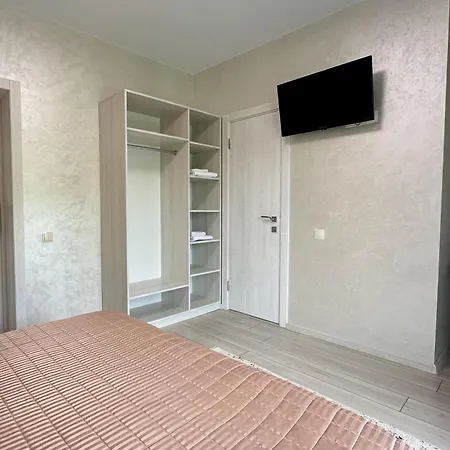 шепіт лісу Hotel