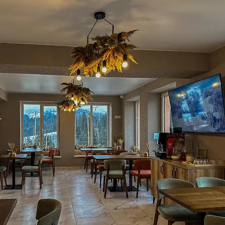 шепіт лісу Hotel