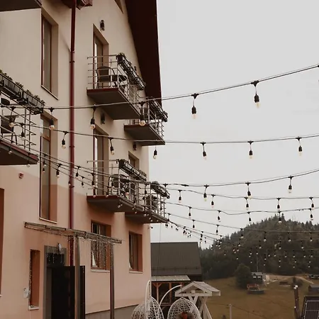 Hotel шепіт лісу